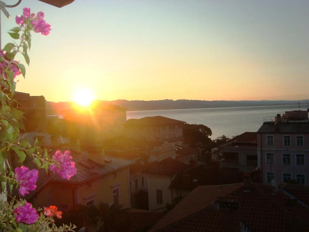Room Malnig Opatija Guest house